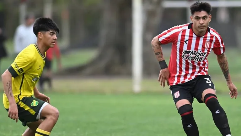 La Reserva de Estudiantes, con el regreso de Arzamendia, venció 2 a 0 a Defensa y Justicia