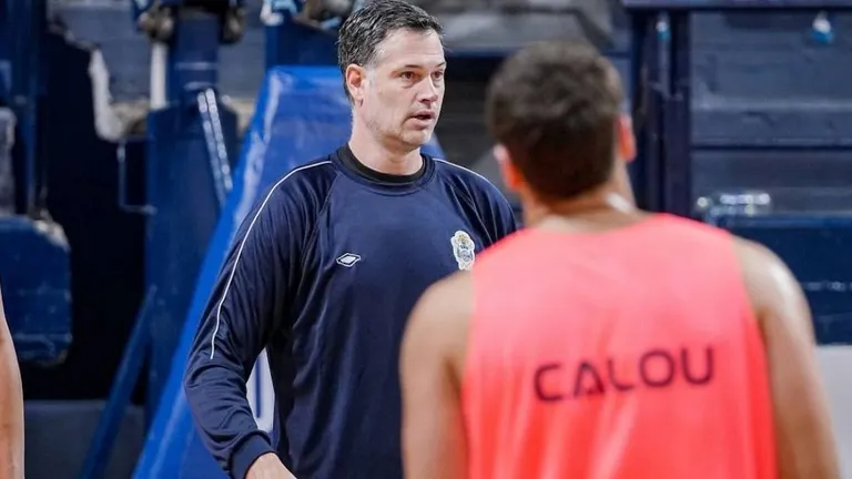Previo a la nueva Liga Argentina de Básquet, Gimnasia juega amistosos ante River