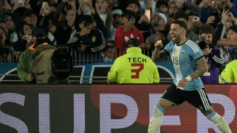Otamendi también se despidió de la Selección