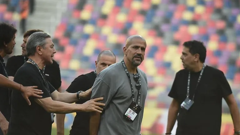 La AFA citó a Verón para que haga su descargo tras el escándalo en la Supercopa…