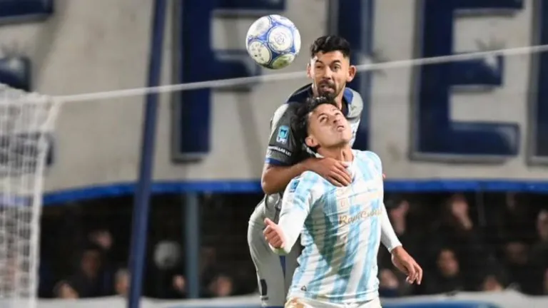 El Lobo salvó un empate en el final