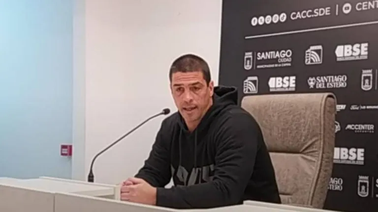 El ayudante de Medina habló en conferencia tras el empate de Estudiantes: Fuimos muy…