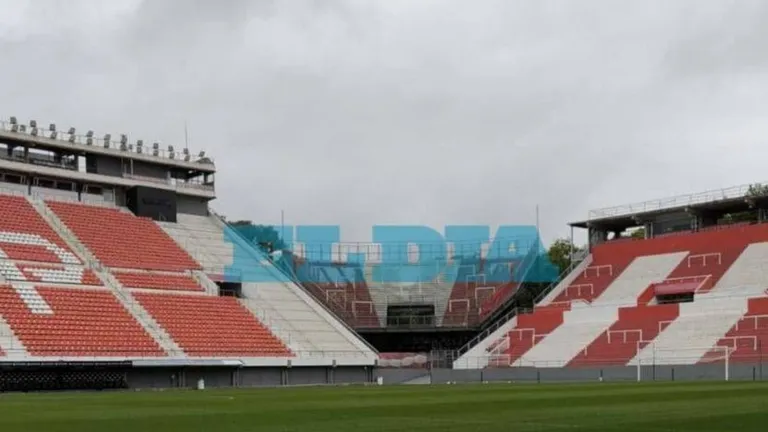 Si Flamengo no agota entradas, ¿qué pasará con la platea de 115 en UNO?