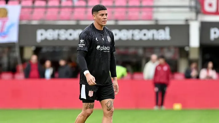Marcos Rojo volvió a vestir la camiseta de Estudiantes después de 2435 días