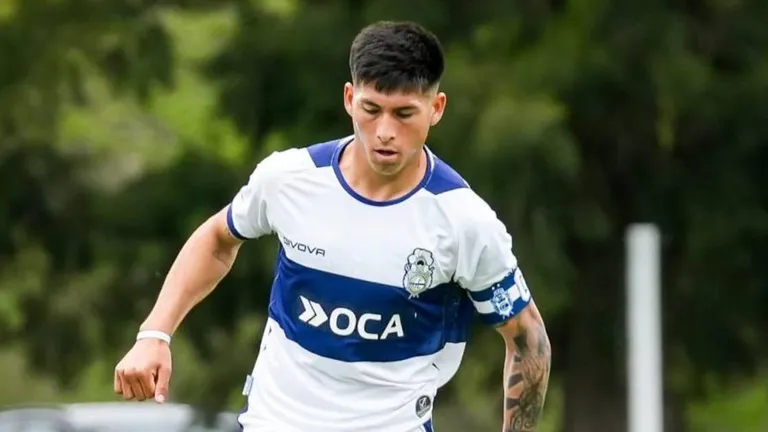 Leonel Troncoso tendrá primer contrato y se definen otras firmas