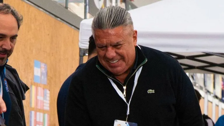 Chiqui Tapia felicitó a Estudiantes: "Mucha suerte en Montevideo"