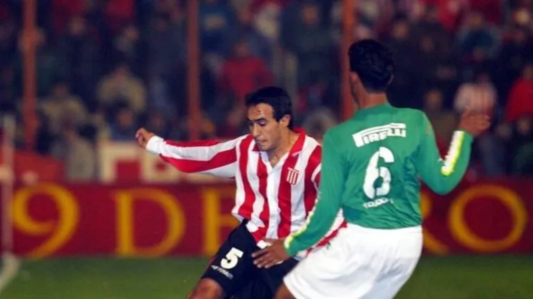 Estudiantes vs. Palmeiras: cómo está el historial y el recuerdo del festejo de…