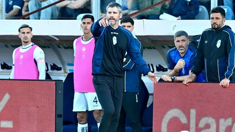 Pereyra habló en conferencia tras la victoria de Gimnasia: El equipo nunca se da por…