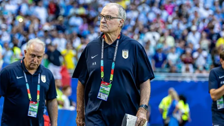 No se aguanta más: la selección de Uruguay se plantó contra Bielsa antes de enfrentar a…