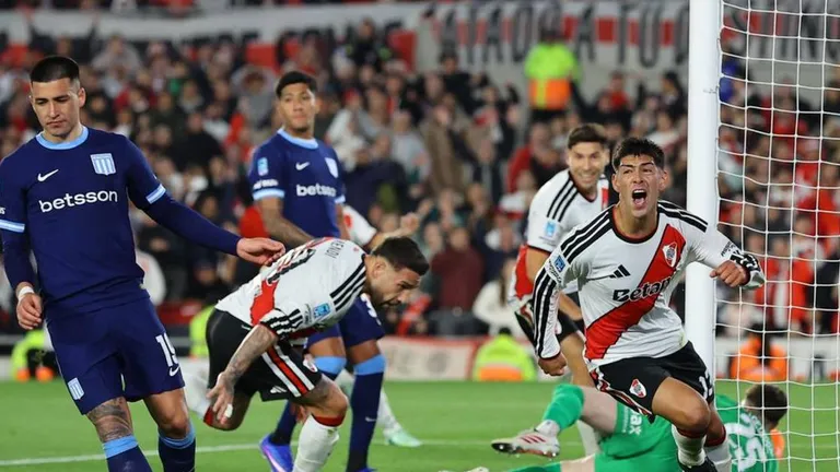 River derrotó con lo justo a Racing y llega en ganador al Superclásico