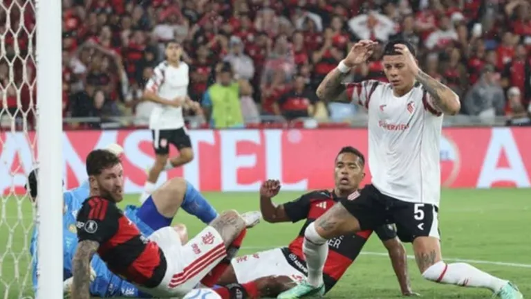 Estudiantes a la Final: Conmebol rechazó el reclamo de Flamengo por Rojo