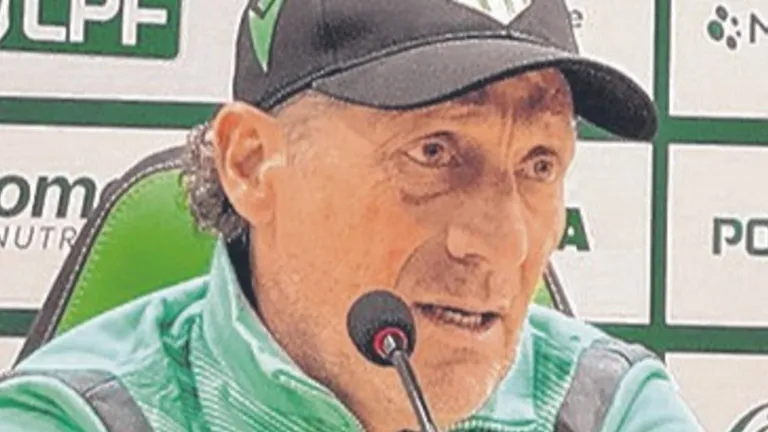 Comienza el congreso dedicado a Maradona