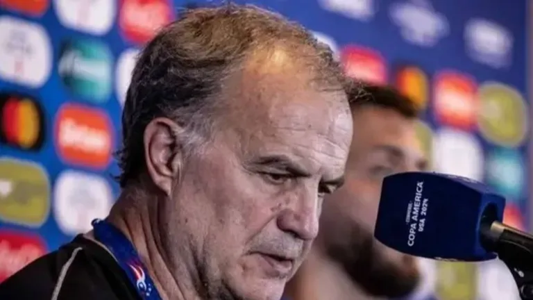 El elogio de Bielsa a Muslera: “tuvo grandeza”