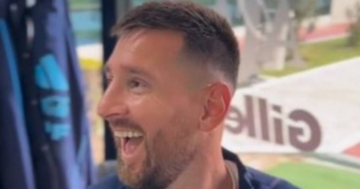 VIDEO.- Messi, a las carcajadas en el aeropuerto por un insólito objeto del Cuti Romero