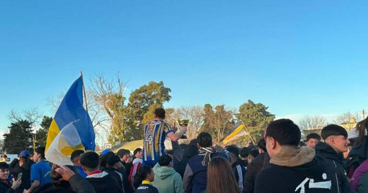 Argentino (J) se quedó con el Apertura de la B
