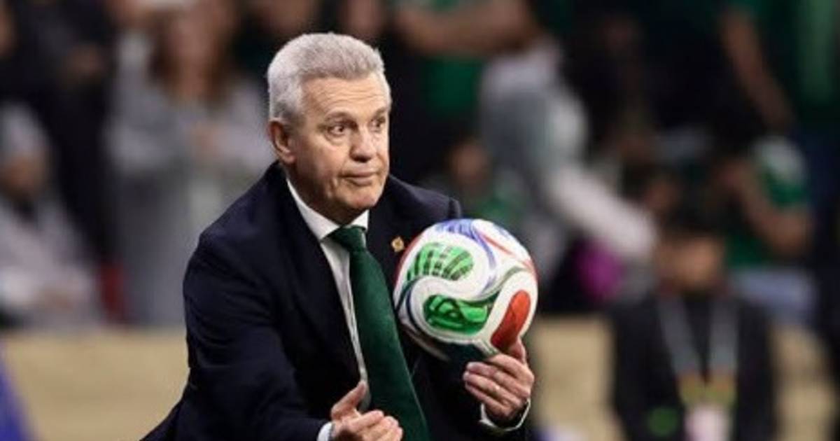 Javier Aguirre renunció como técnico mexicano