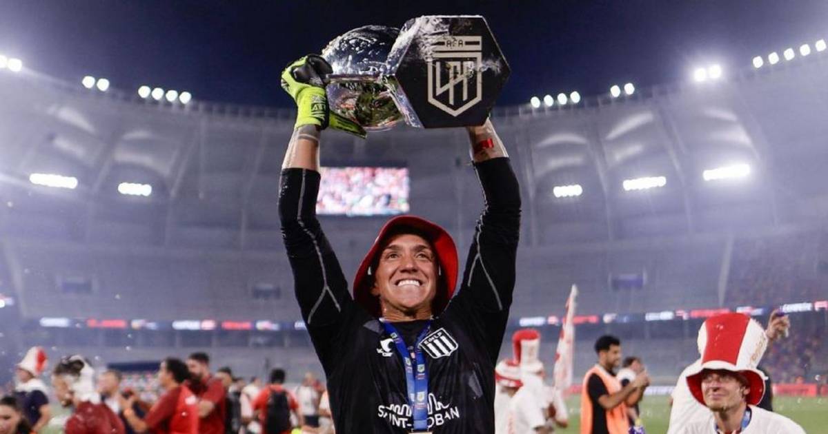 Fernando Muslera: el arquero de las cuatro décadas