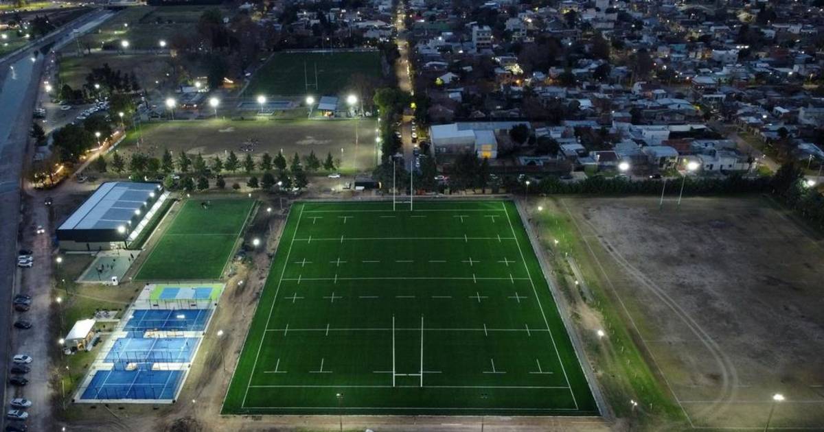 Los Tilos inaugura su nueva cancha