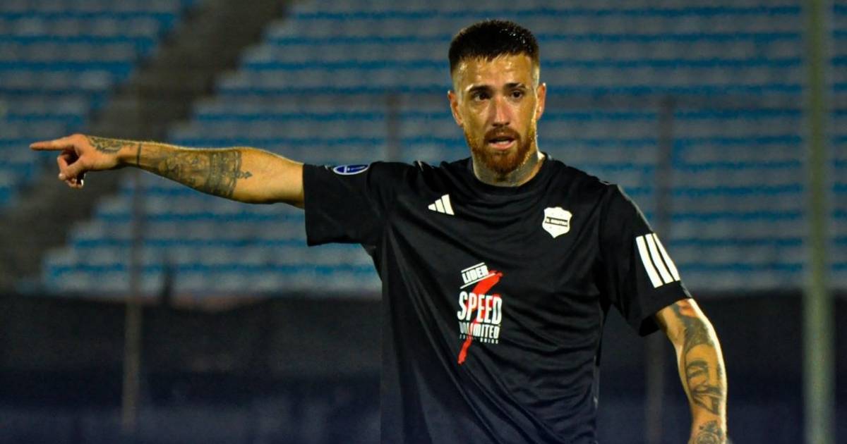 Riestra juega su último partido en la Sudamericana